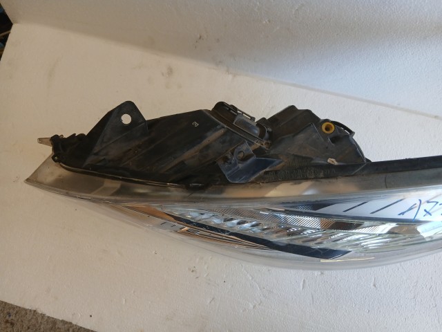 17253 Opel Meriva B 2010-2017 Bal első Lámpa , Fényszóró