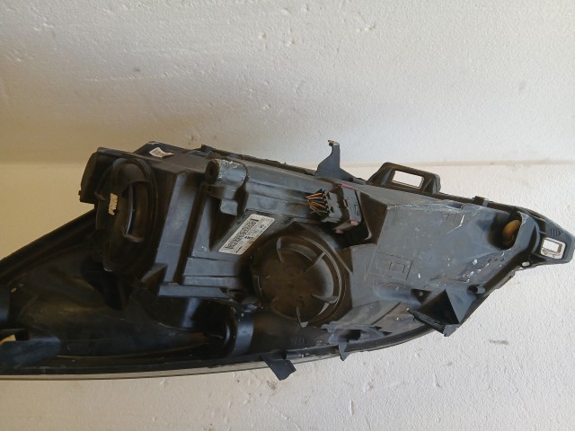 17261 Opel Meriva B 2010-2017 Jobb első Lámpa , Fényszóró