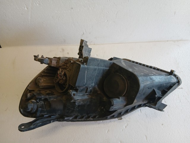17263 Opel Zafira B 2005-2014 Jobb első Lámpa , Fényszóró