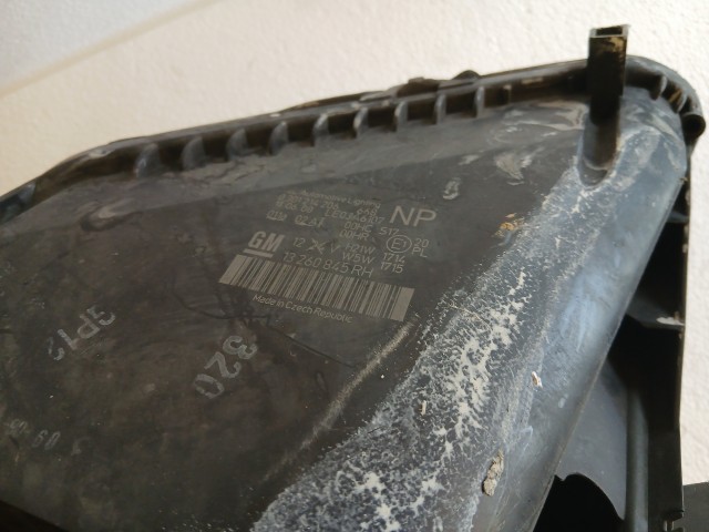 17264 Opel Zafira B 2005-2014 Jobb első Lámpa , Fényszóró