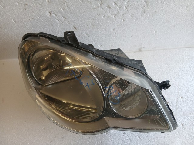 17267 Volkswagen Polo IV 2002-2009 Jobb első Lámpa , Fényszóró