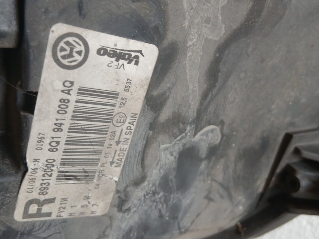 17267 Volkswagen Polo IV 2002-2009 Jobb első Lámpa , Fényszóró