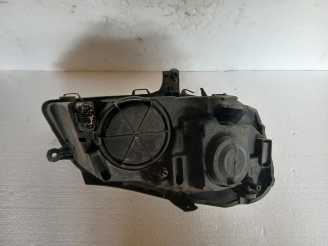 17277 Volkswagen Polo IV 2002-2009 Bal első Lámpa , Fényszóró