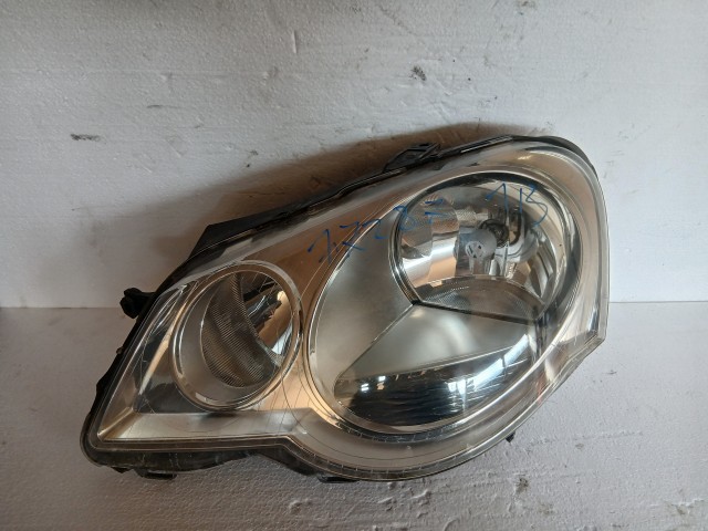 17277 Volkswagen Polo IV 2002-2009 Bal első Lámpa , Fényszóró