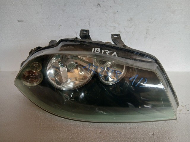17278 Seat Ibiza 6L1 2002-2009 Jobb első Lámpa , Fényszóró