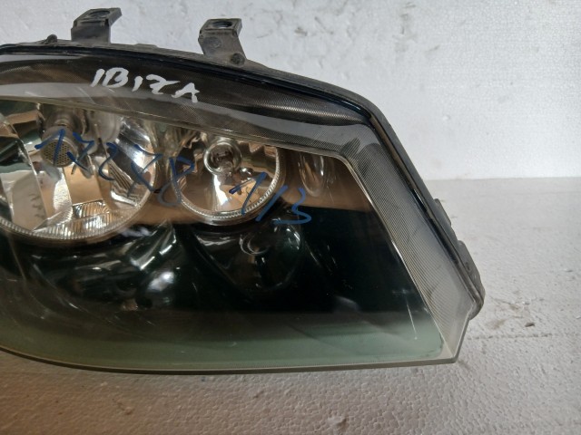 17278 Seat Ibiza 6L1 2002-2009 Jobb első Lámpa , Fényszóró