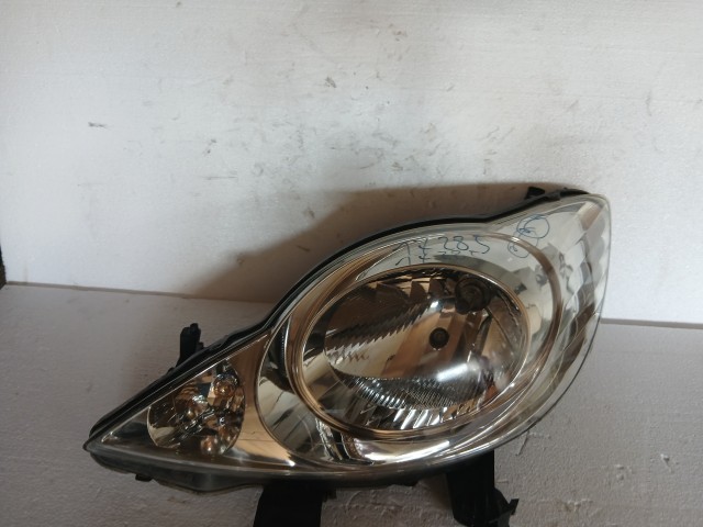17285 Peugeot 107 2005-2014 Bal első Lámpa , Fényszóró