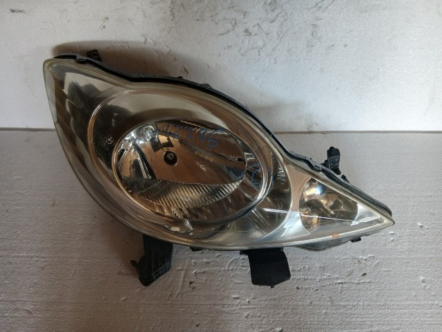 17286 Peugeot 107 2005-2014 Jobb első Lámpa , Fényszóró