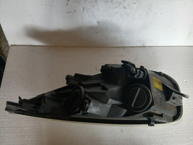 17287 Kia Venga Jobb első Lámpa , Fényszóró