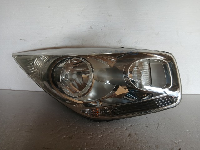 17287 Kia Venga Jobb első Lámpa , Fényszóró