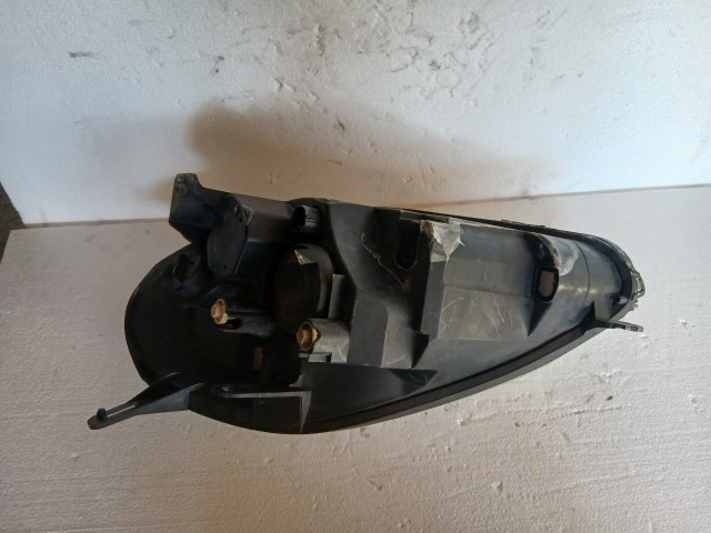 17294 Fiat Grande Punto Jobb első 2005-2009 Lámpa , Fényszóró