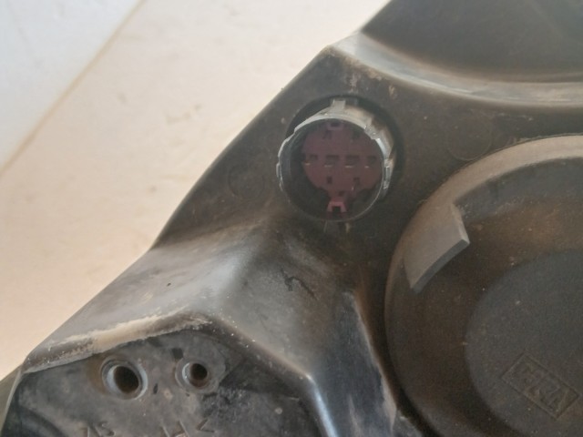 17295 Fiat Grande Punto Jobb első 2005-2009 Lámpa , Fényszóró