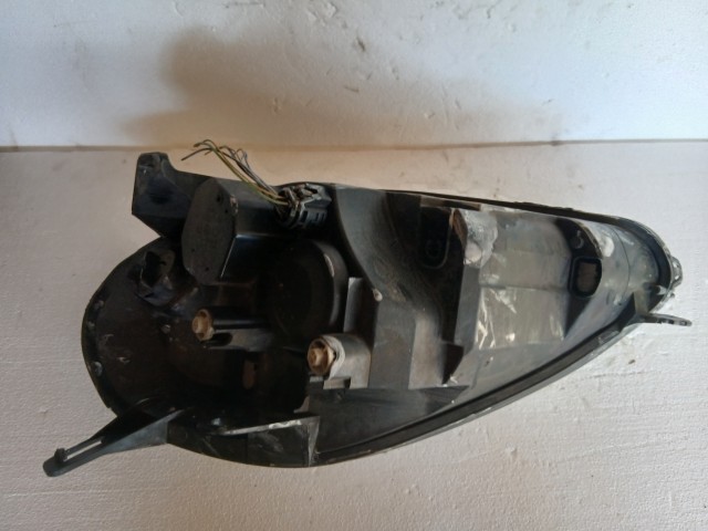 17296 Fiat Grande Punto Jobb első 2005-2009 Lámpa , Fényszóró