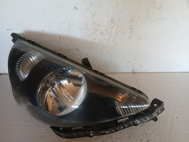 17298 Honda Jazz II. 2002-2008 Jobb első Lámpa , Fényszóró