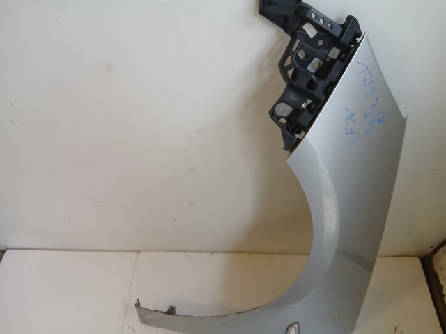 17238 Opel Astra K Bal első Sárvédő Ezüst