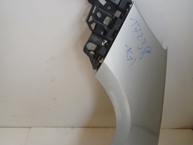 17238 Opel Astra K Bal első Sárvédő Ezüst