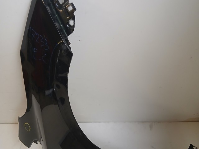 17233 Opel Corsa E Jobb első Sárvédő Fekete Z22c