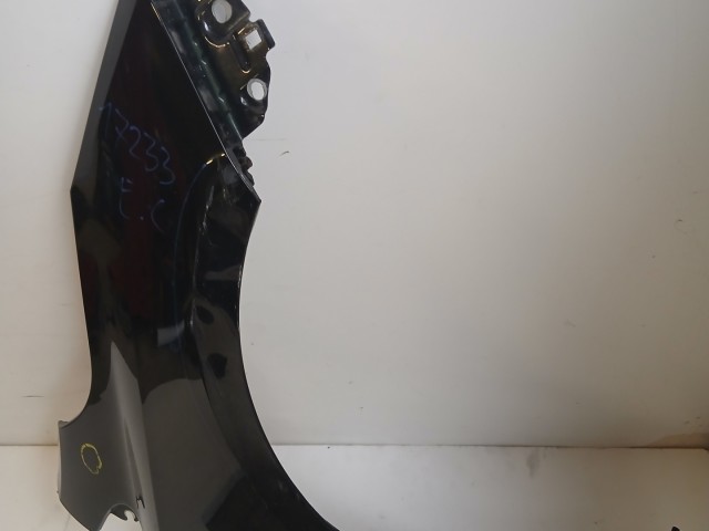 17233 Opel Corsa E Jobb első Sárvédő Fekete Z22c