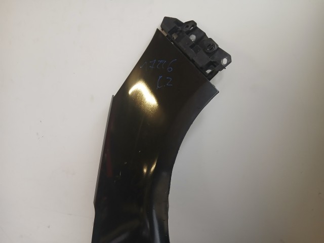 17226 opel zagira C Jobb első sárvédő fekete festett