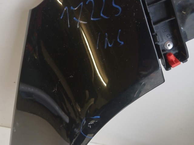 17225 Opel Insignia Facelift Jobb első Sárvédő Fekete Z22c