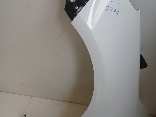 17223 Opel Astra J Bal első Sárvédő Fehér Z40r