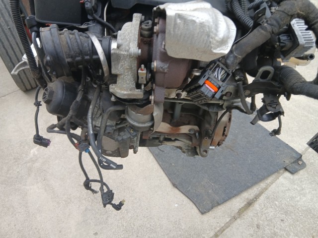 Opel Astra J 1.3 cdti A13dte Motor Használt 159325 km