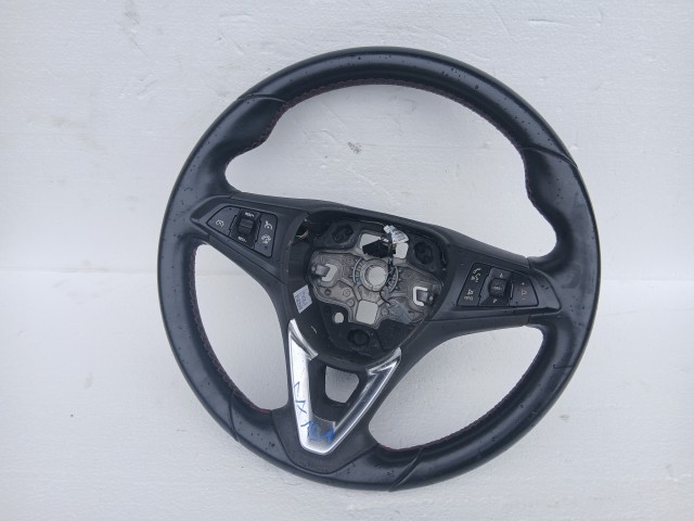 Opel Astra K 2015-2021 Kormánykerék Használt Fekete multikormányos bőr  