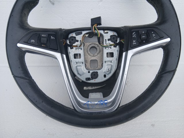 Opel Astra J 2009-2015 Kormánykerék Használt Fekete bőr  