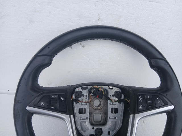 Opel Astra J 2009-2015 Kormánykerék Használt Fekete multikormányos bőr  