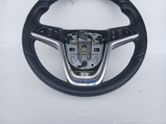 Opel Astra J 2009-2015 Kormánykerék Használt Fekete multikormányos bőr  