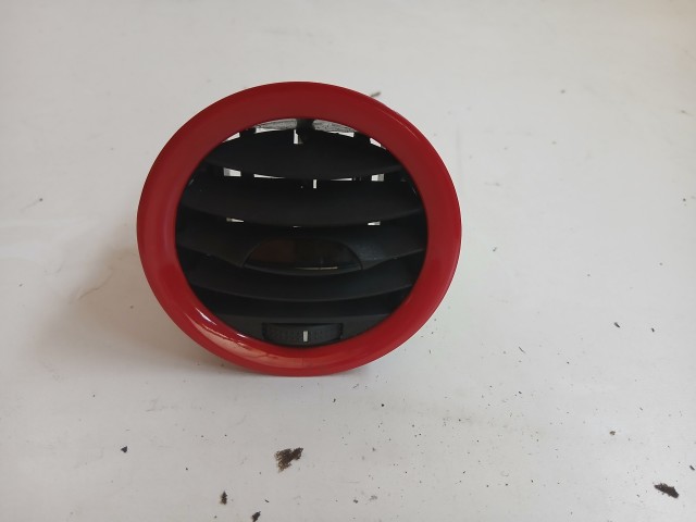 Opel Corsa D 2006-2014 Középső Szellőző Használt