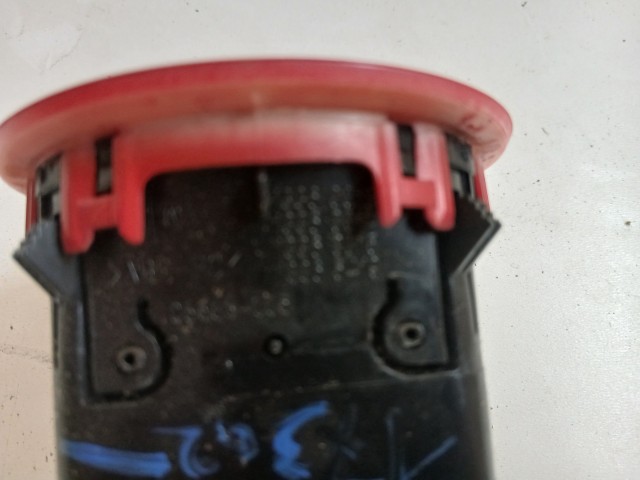 Opel Corsa D 2006-2014 Középső Szellőző Használt