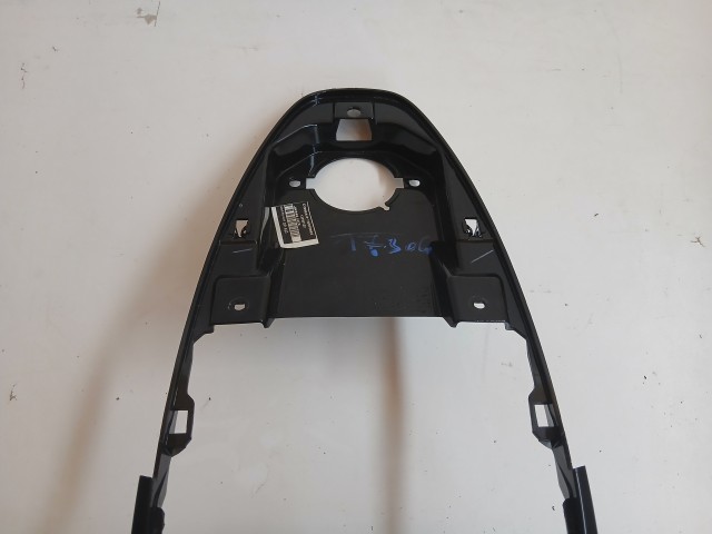 Opel Corsa D 2006-2014 Középkonzol keret fekete