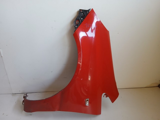 17309 Opel Corsa D 2006-2014 Bal első Sárvédő Piros  a képen látható sérüléssel