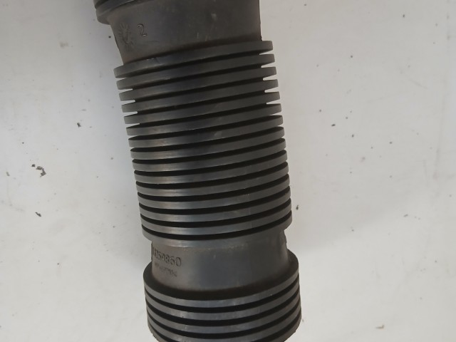 Opel Meriva B 2010-2017 Levegőcső  Használt 