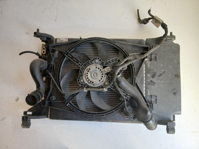 Opel Meriva B 1.4 szívóbenzin a14xer hűtősor Használt