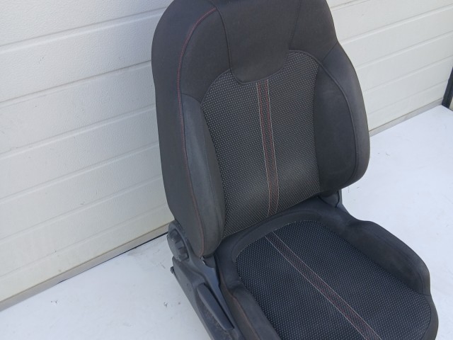 17335 Opel Corsa E 2014- 2014-2019 jobb első Ülés szövet