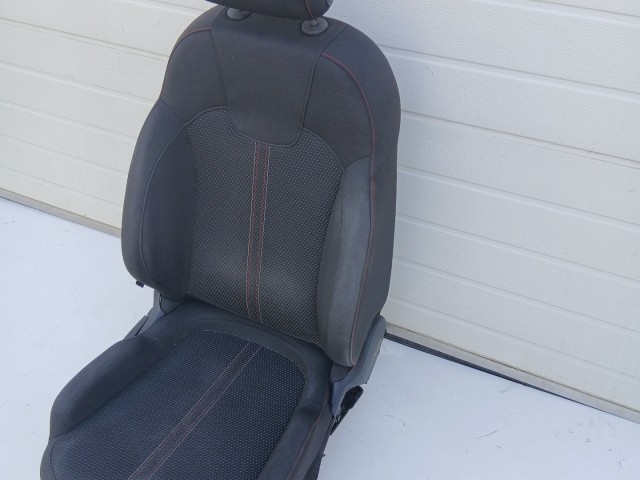 17335 Opel Corsa E 2014- 2014-2019 jobb első Ülés szövet