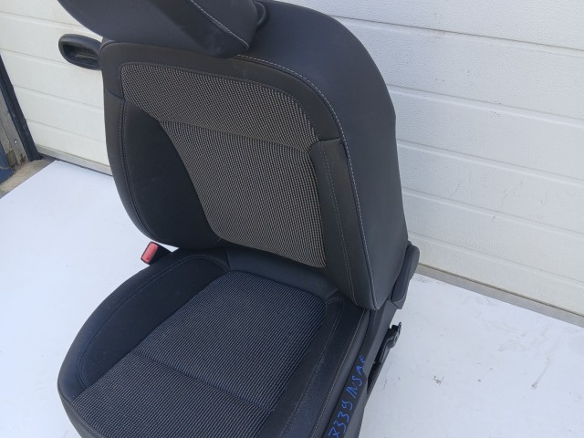 17339 Opel Insignia 2008-2016 Bal első Ülés  bőr szövet