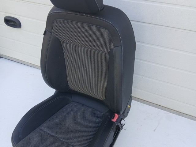 17340 Opel Insignia 2008-2016 jobb első Ülés bőr és szövet