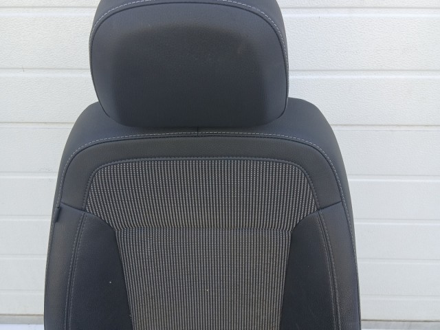 17340 Opel Insignia 2008-2016 jobb első Ülés bőr és szövet