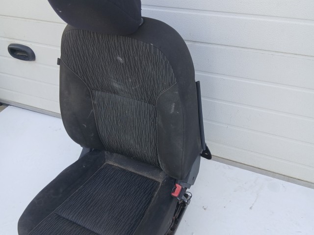 17351 Opel Astra J 2009-2015 Jobb első Ülés