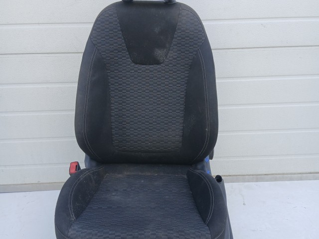 17353 Opel Astra K 2015-2021 bal első Ülés szövet