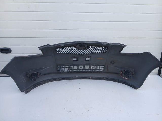 17354 Toyota Yaris II. 2005-2011(xp90) 2005-2011 első Lökhárító Fekete
