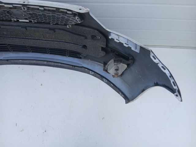 17358 Kia Venga  Első Lökhárító Fehér