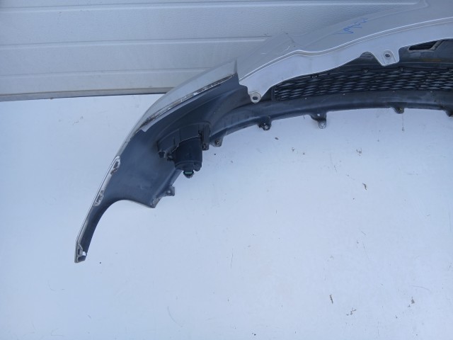 17361 Toyota Yaris II. 2005-2011(xp90) 2005-2011első Lökhárító Ezüst 
