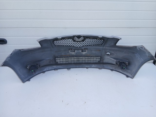 17361 Toyota Yaris II. 2005-2011(xp90) 2005-2011első Lökhárító Ezüst 