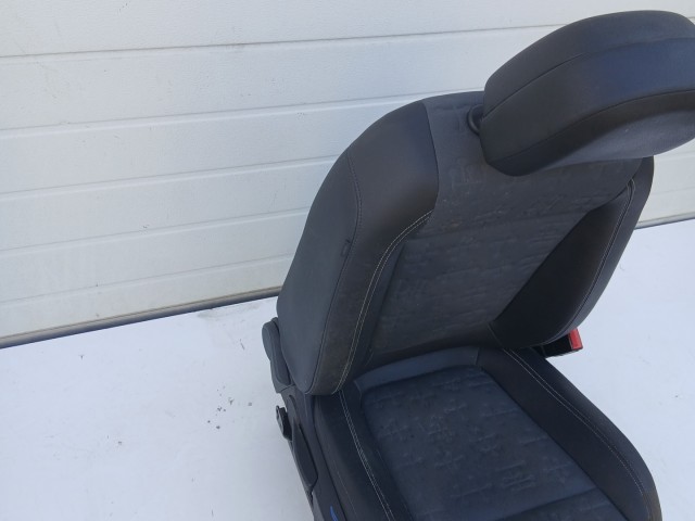 17370 Opel Meriva B jobb első Ülés fűtéses