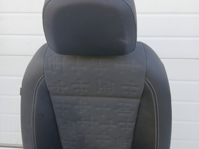 17370 Opel Meriva B jobb első Ülés fűtéses