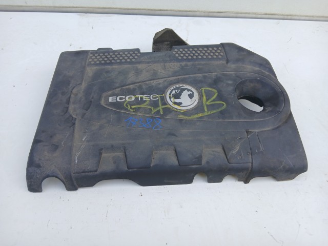 Opel Insignia 2.0 Cdti diesel a20dth Felső Motorburkolat